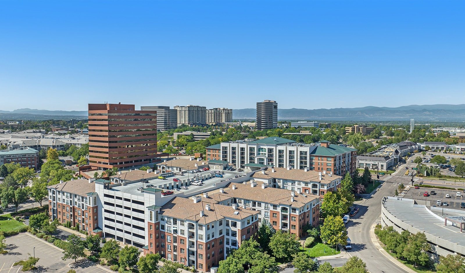 Greenwood Village commercial cleaning service area